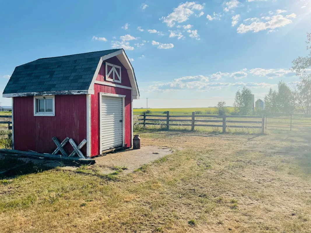 Black Poplar Equestrian Farm — Hague (1)