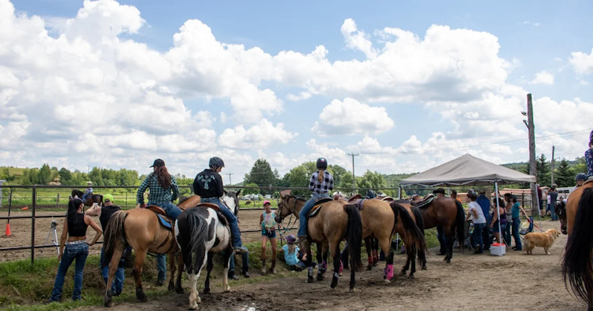 Crazy Horse Ranch in Saint-Christophe-d'Arthabaska, Quebec | Equestrian ...