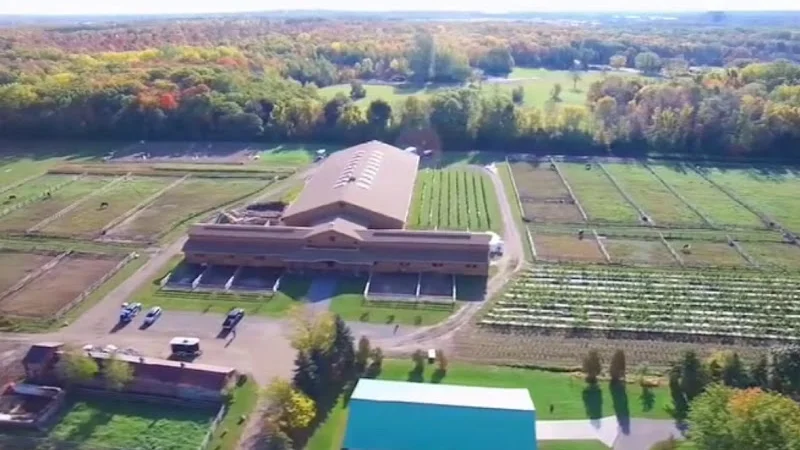 Les Écuries De Senneville in Senneville, Quebec