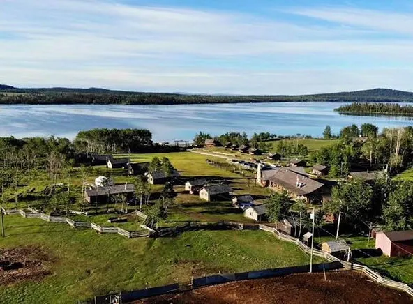 The Flying U Ranch — 70 Mile House (2)